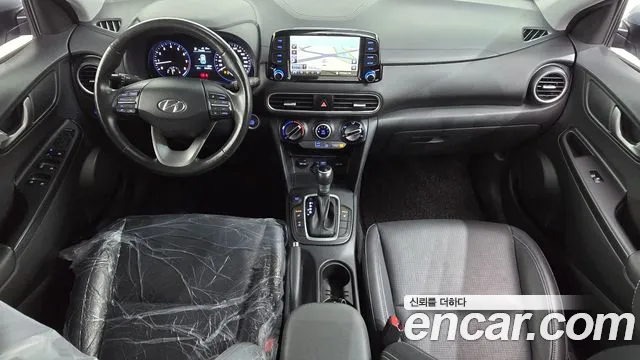 Hyundai Kona — интерьер