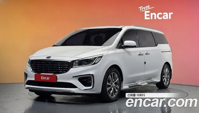 Kia Carnival — экстерьер