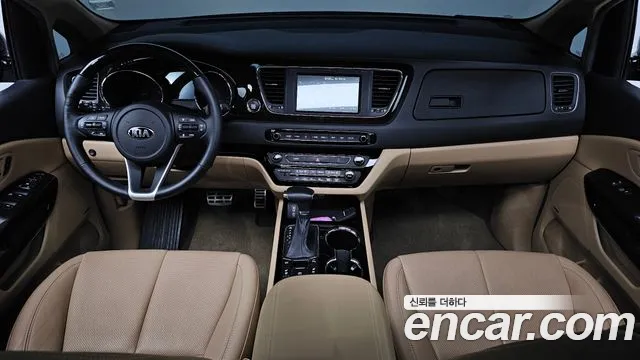 Kia Carnival — интерьер