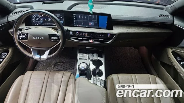 Kia K8 — интерьер