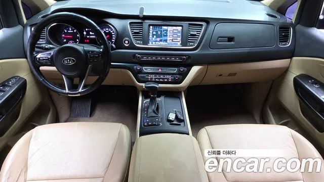 Kia Carnival — интерьер