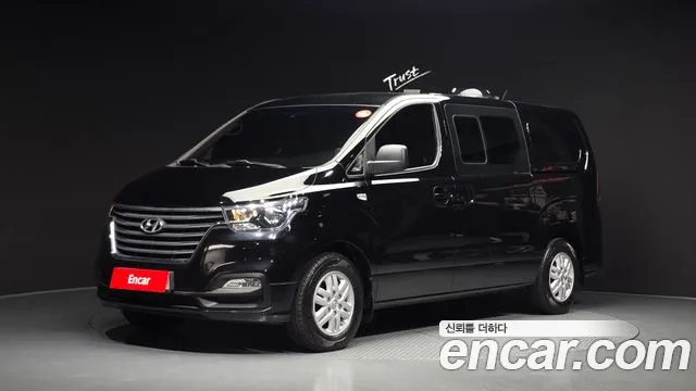 Hyundai Starex