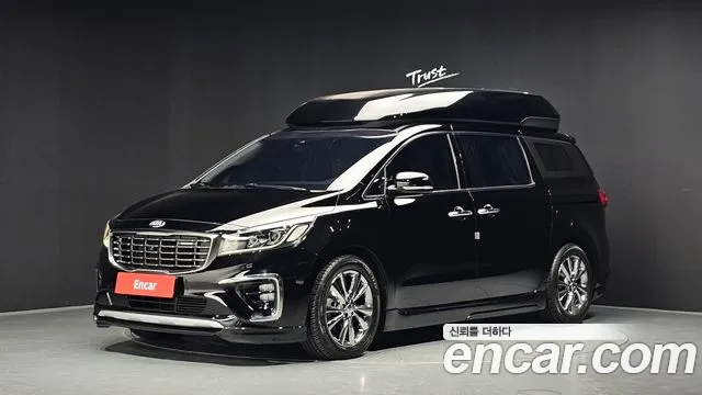 Kia Carnival — экстерьер