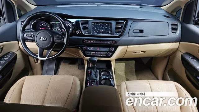 Kia Carnival — интерьер