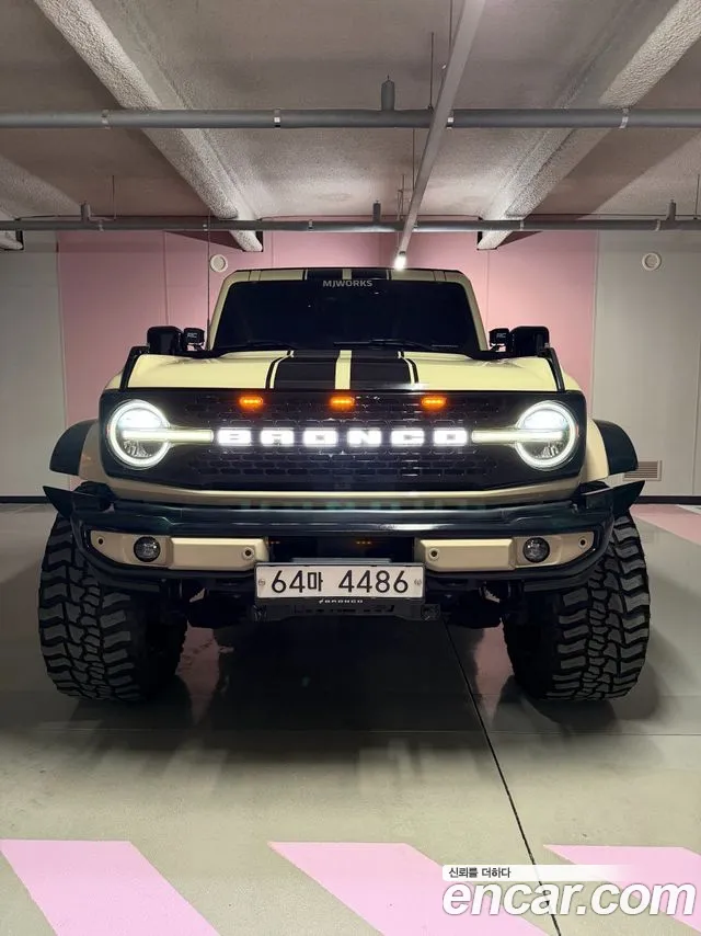 Ford Bronco