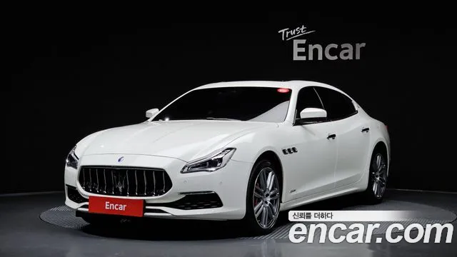 Maserati Quattroporte