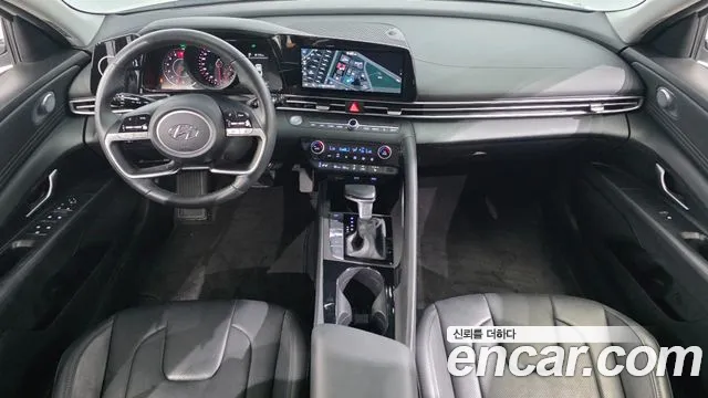 Hyundai Elantra — интерьер