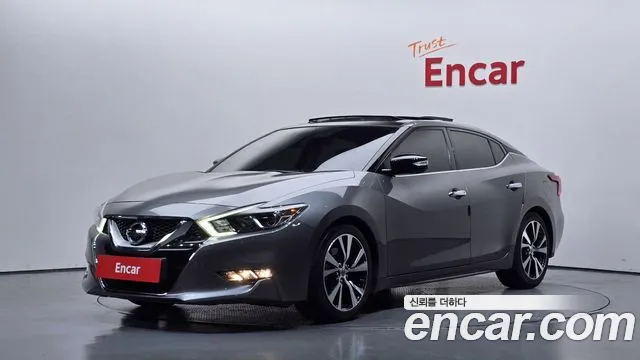 Nissan Maxima