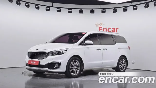 Kia Carnival — экстерьер
