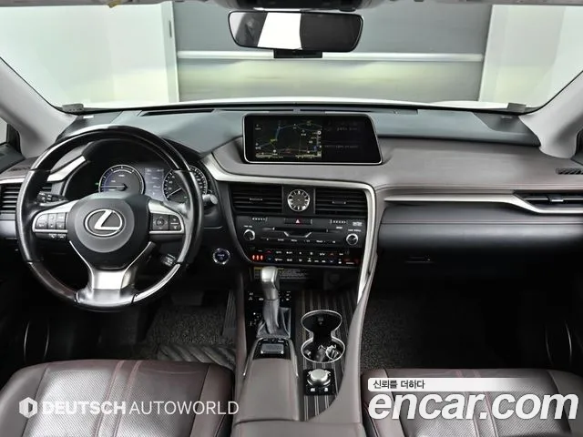 Lexus RX — интерьер