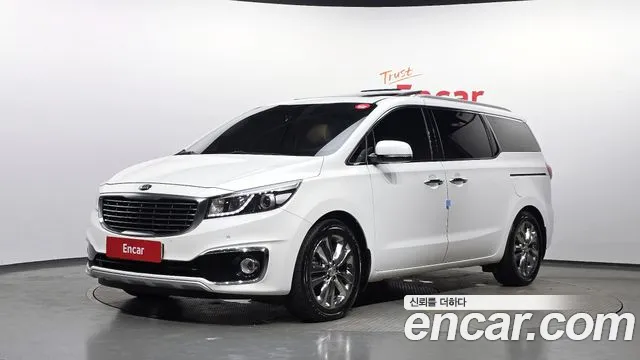 Kia Carnival — экстерьер