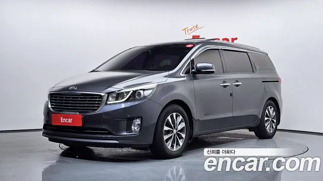 Kia Carnival — экстерьер