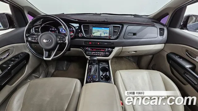 Kia Carnival — интерьер