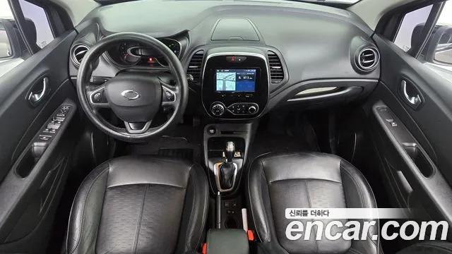 Renault Korea QM3 — интерьер
