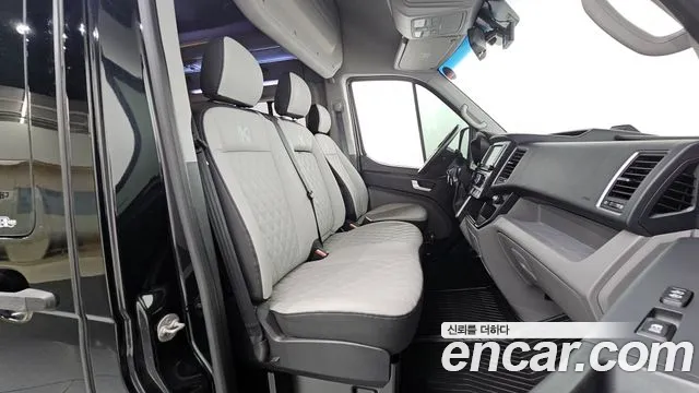 Hyundai Solati — интерьер