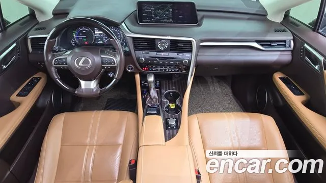 Lexus RX — интерьер