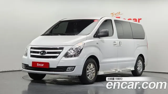 Hyundai Starex