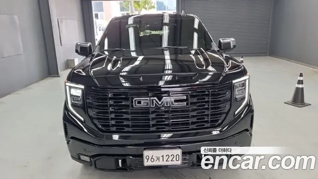 GMC Sierra