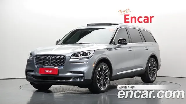 Lincoln Aviator
