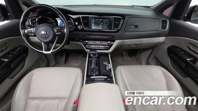 Kia Carnival — интерьер