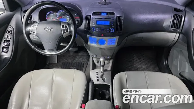 Hyundai Elantra — интерьер