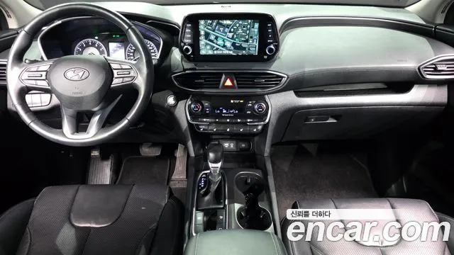 Hyundai Santa Fe — интерьер