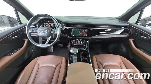Audi Q7 — интерьер