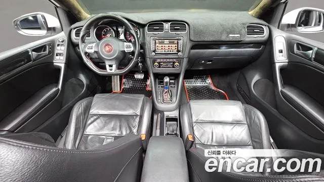 Volkswagen Golf — интерьер