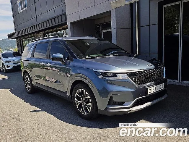 Kia Carnival — экстерьер