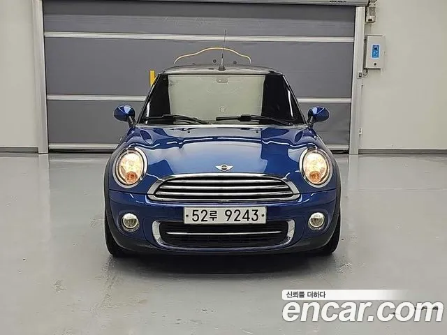 MINI Cooper Convertible