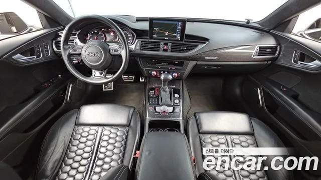 Audi RS7 — интерьер