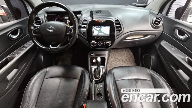 Renault Korea QM3 — интерьер