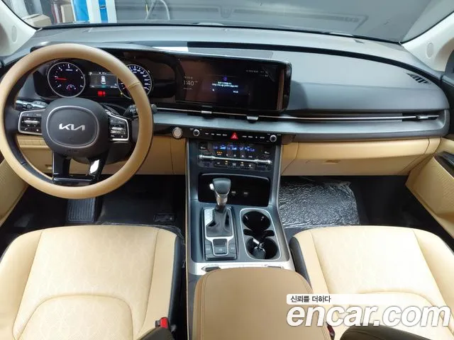 Kia Carnival — интерьер