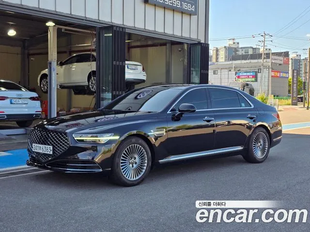 Genesis G90