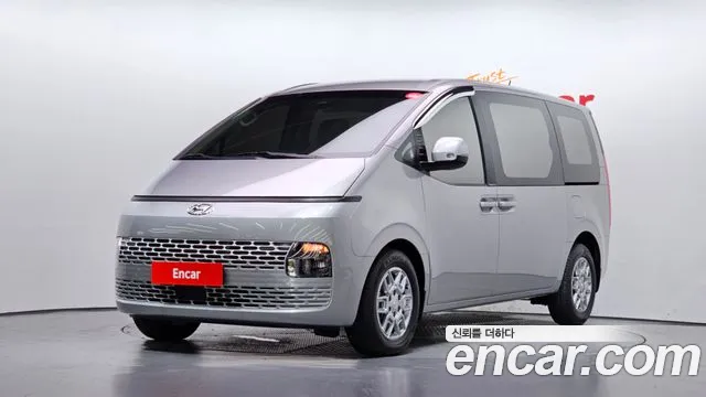 Hyundai Staria