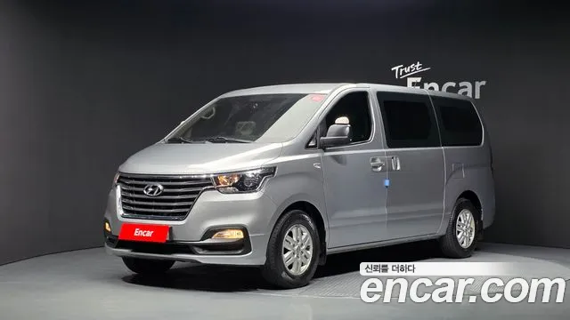 Hyundai Starex