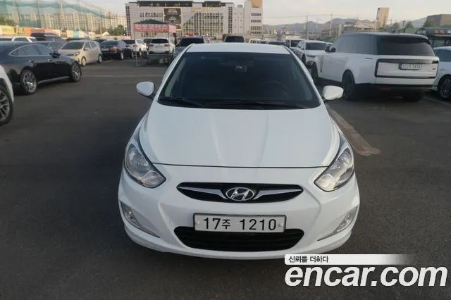 Hyundai Accent