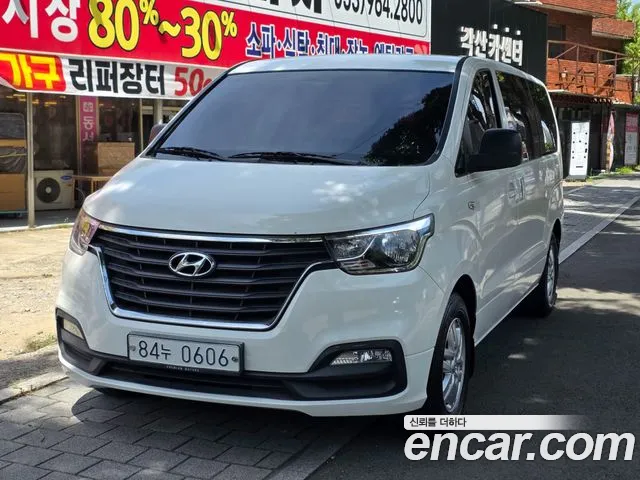 Hyundai Starex