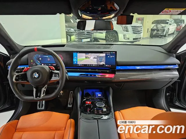 BMW M5 — интерьер
