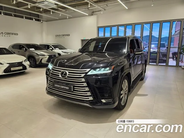 Lexus LX
