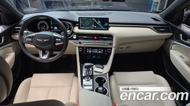 Genesis G70 — интерьер