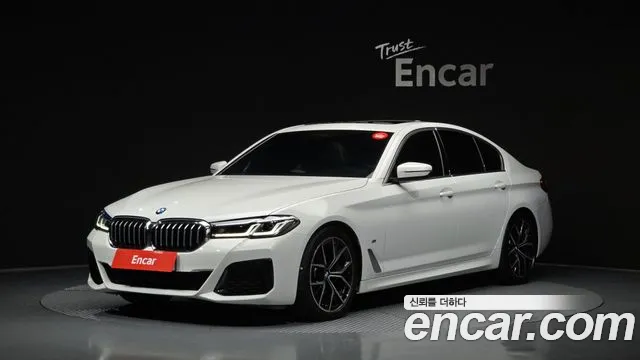 BMW 5 серия — экстерьер