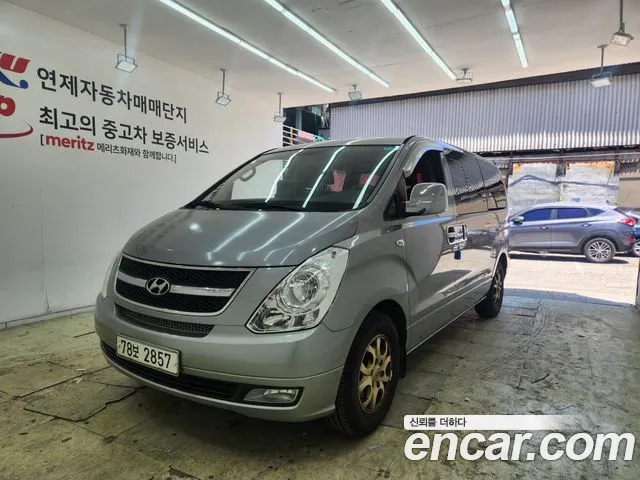 Hyundai Starex