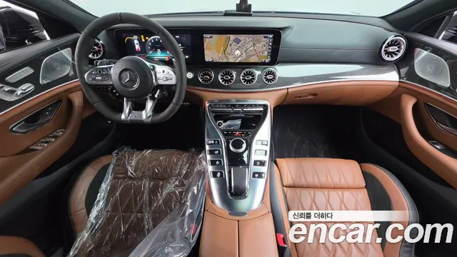 Mercedes-Benz AMG GT — интерьер