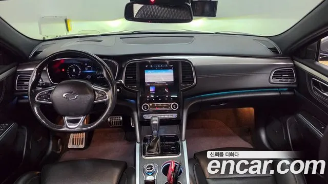 Renault Korea SM6 — интерьер