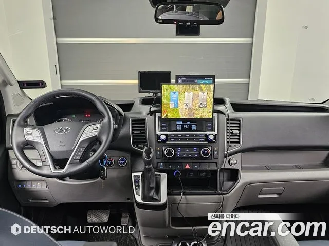 Hyundai Solati — интерьер