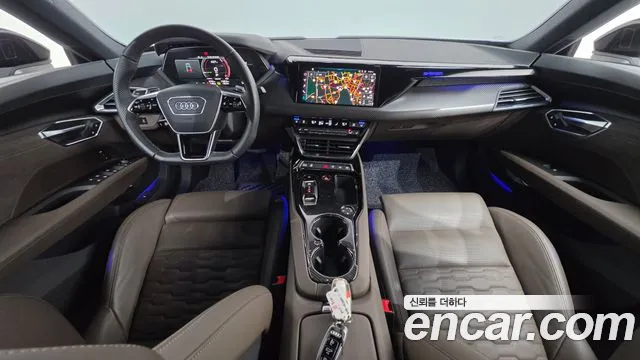 Audi e-tron GT — интерьер