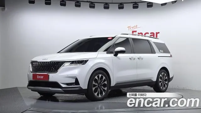 Kia Carnival — экстерьер