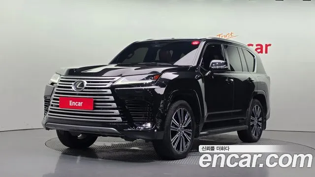 Lexus LX — экстерьер