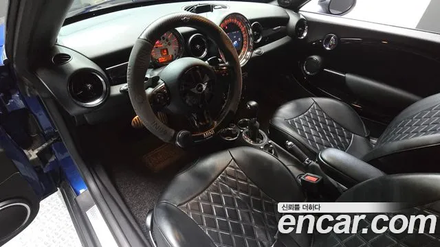MINI Coupe — интерьер